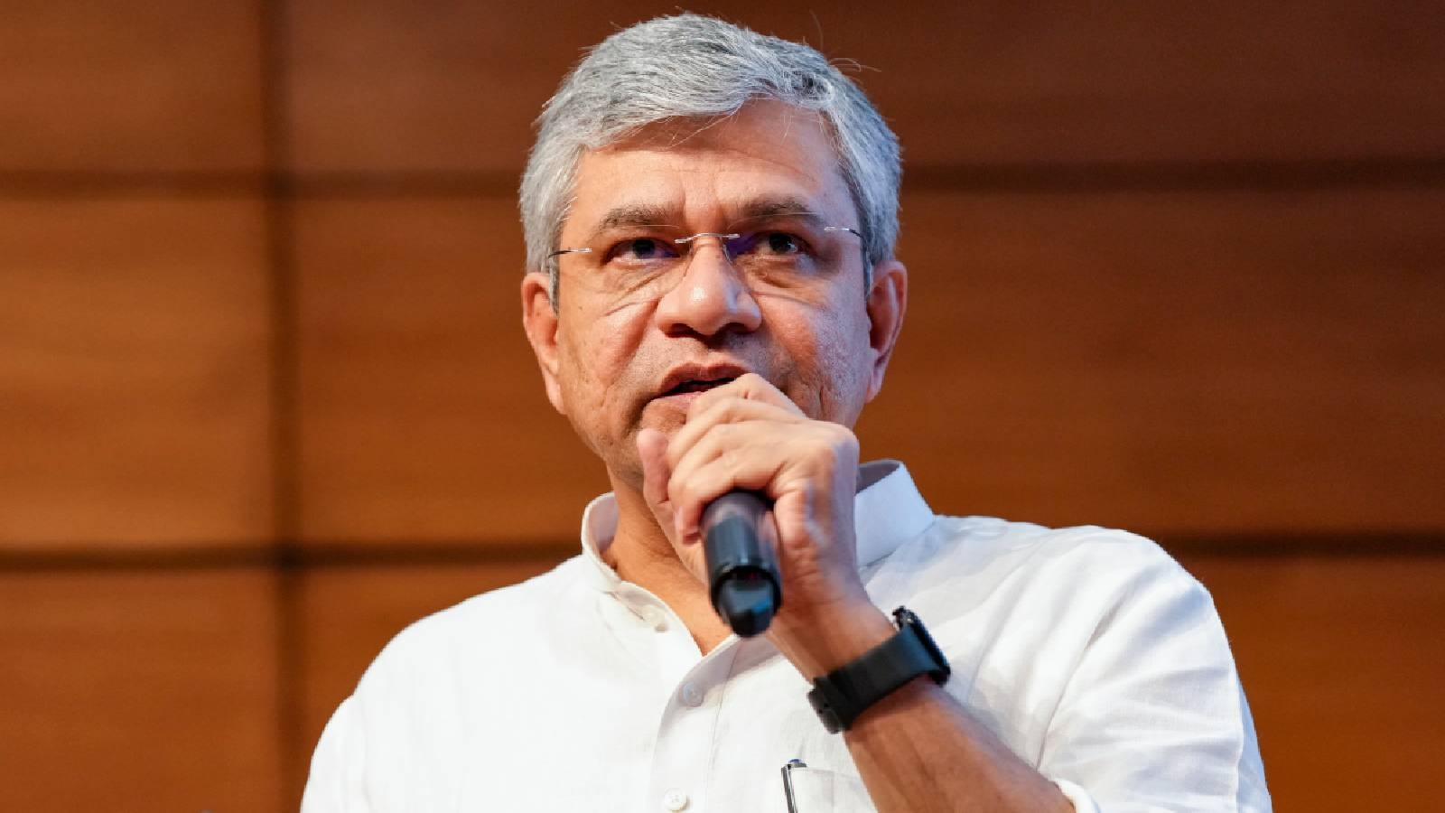 Cabinet approves Khelo Bharat Niti, says it will bring India into top-5 of world sports