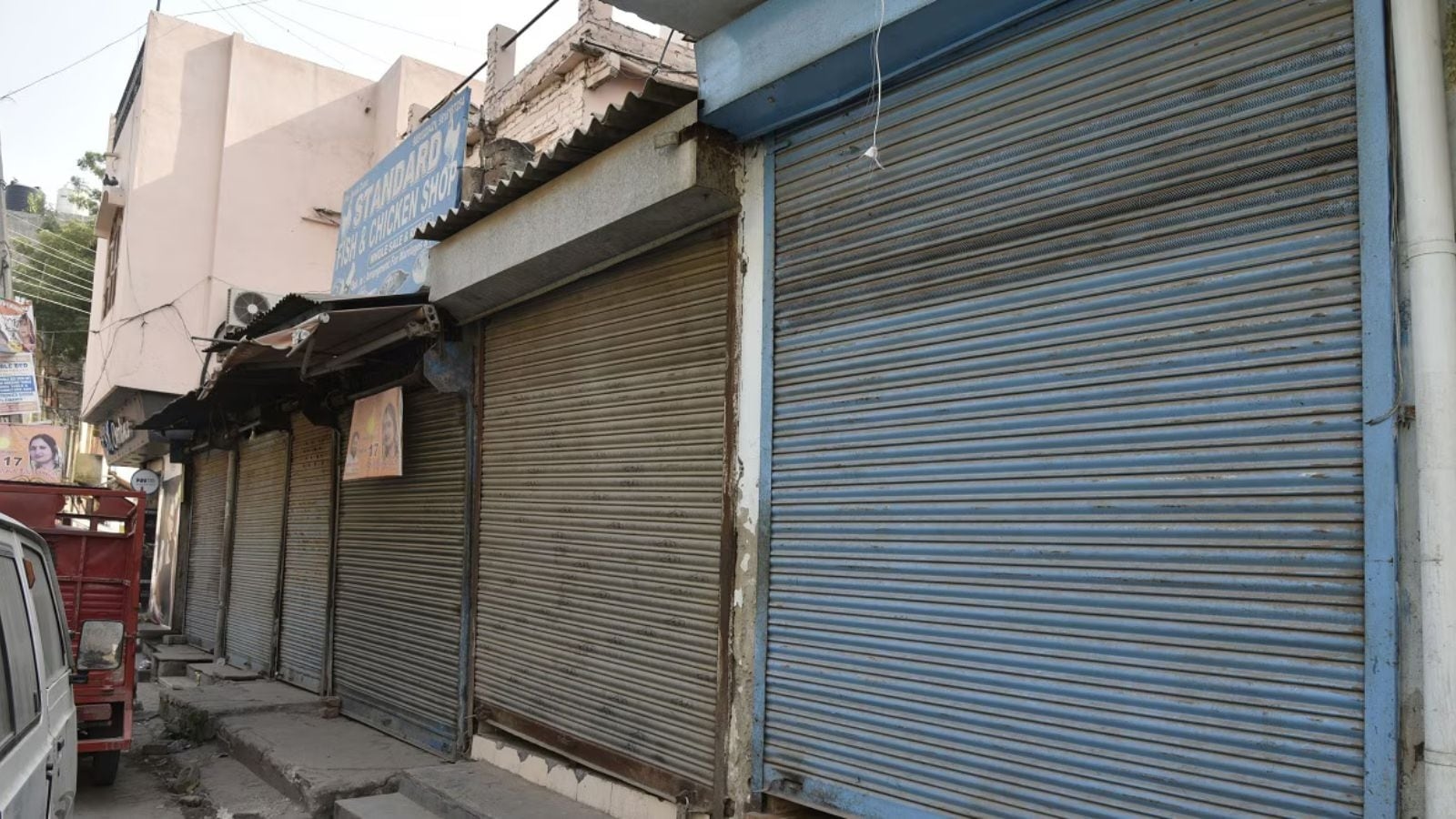 Delhi meat shops shut during Sawan despite no official order, owners report losses