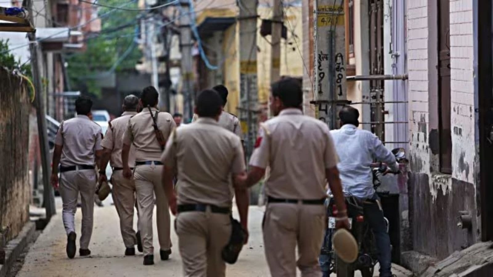 Father, son arrested after shootout with police in Ghaziabad