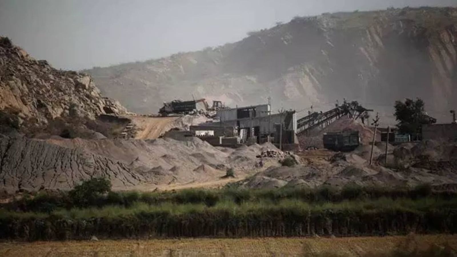 As blasting continues unabated in Aravallis, Nuh administration lodges FIR, orders border demarcation
