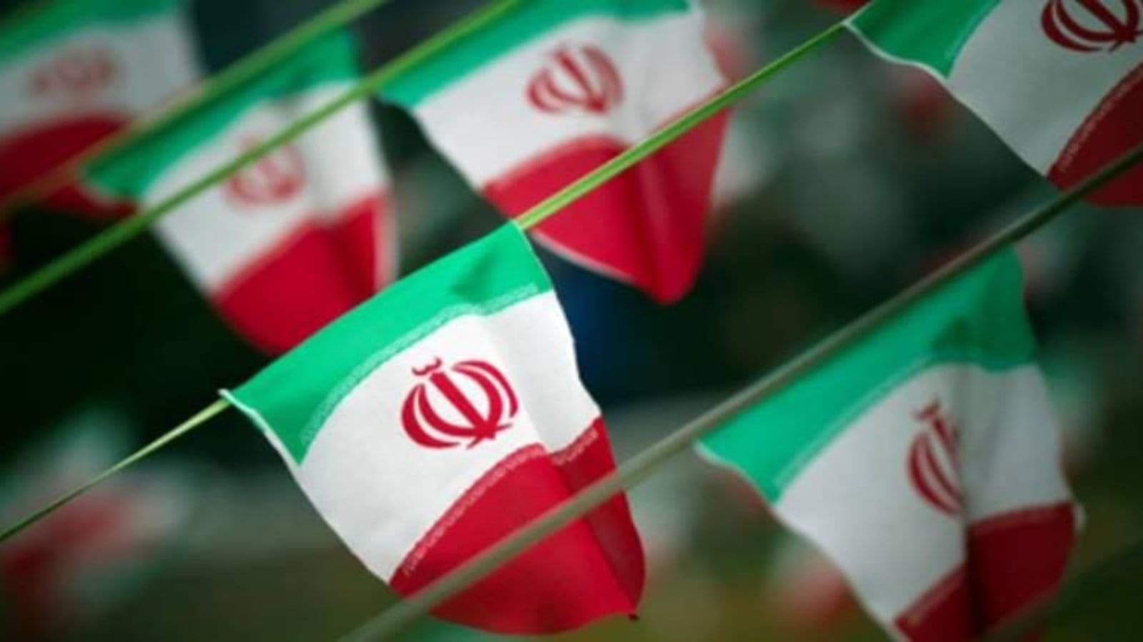 Iranian lawmaker says Strait of Hormuz still under review, no decision yet to close it