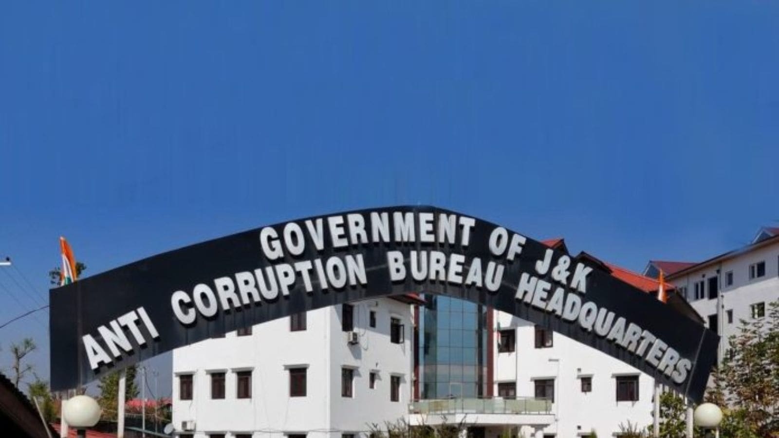 Srinagar businessman alleges DDC member asked for Rs 5 lakh bribe after school inspection