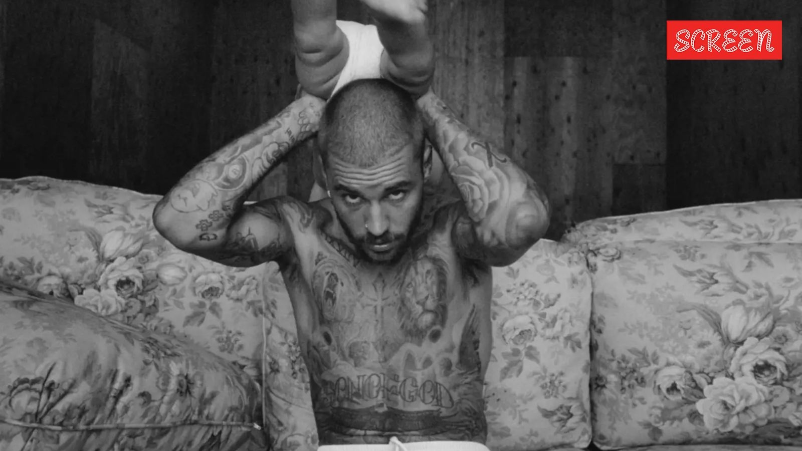 ‘Genius' Justin Bieber secretly licenses paparazzi showdown, signs NDA with photo agency for new album track