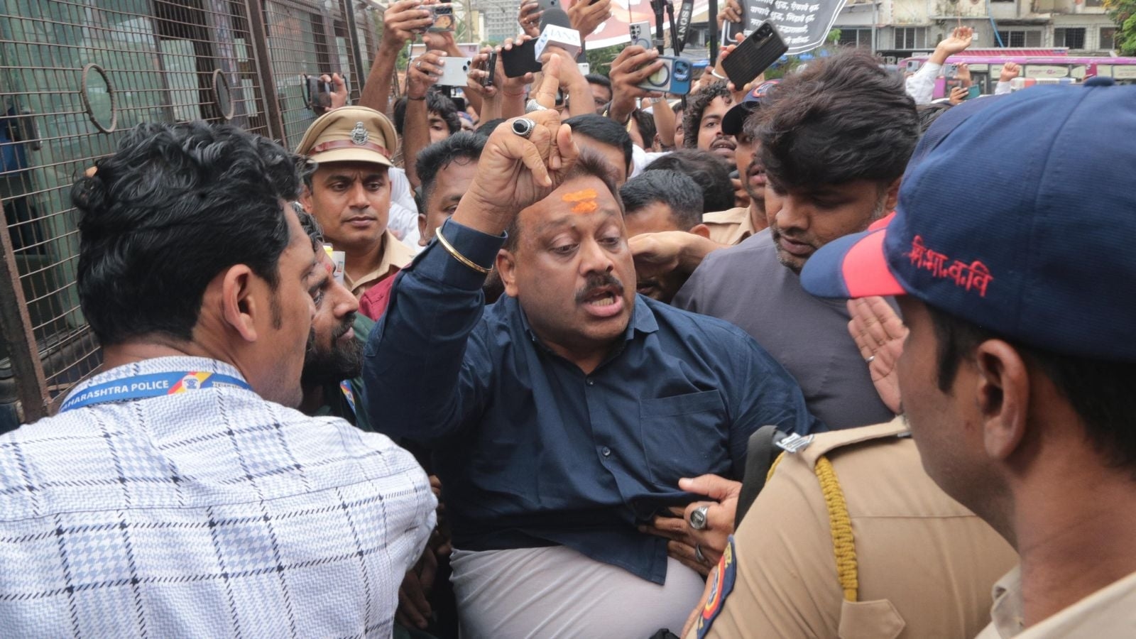 MNS-Sena (UBT) hit streets on Marathi issue, BJP, Sena try to firefight