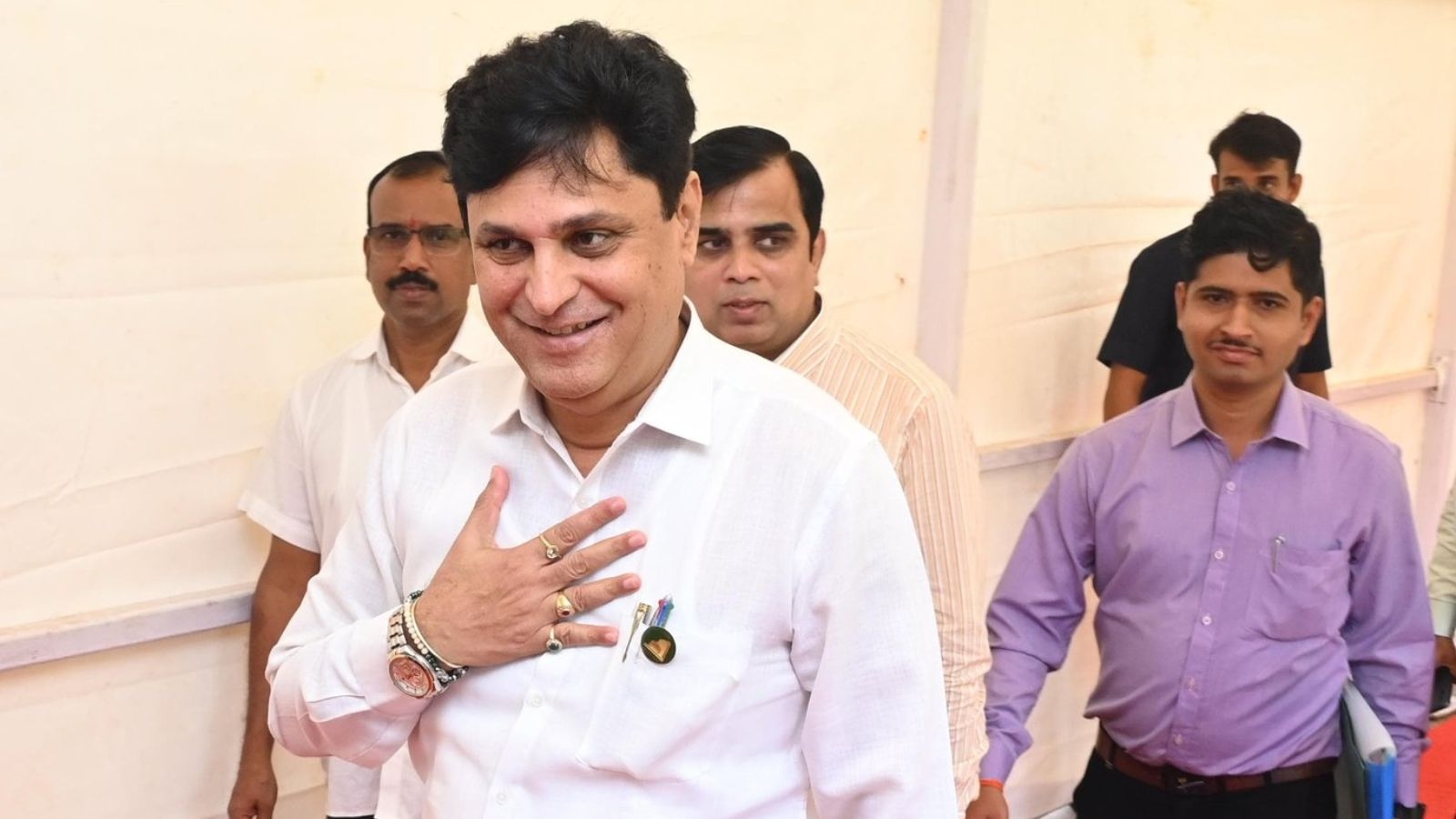 Maharashtra: Opposition objects to political remarks made by NCP MLA while presiding in Assembly