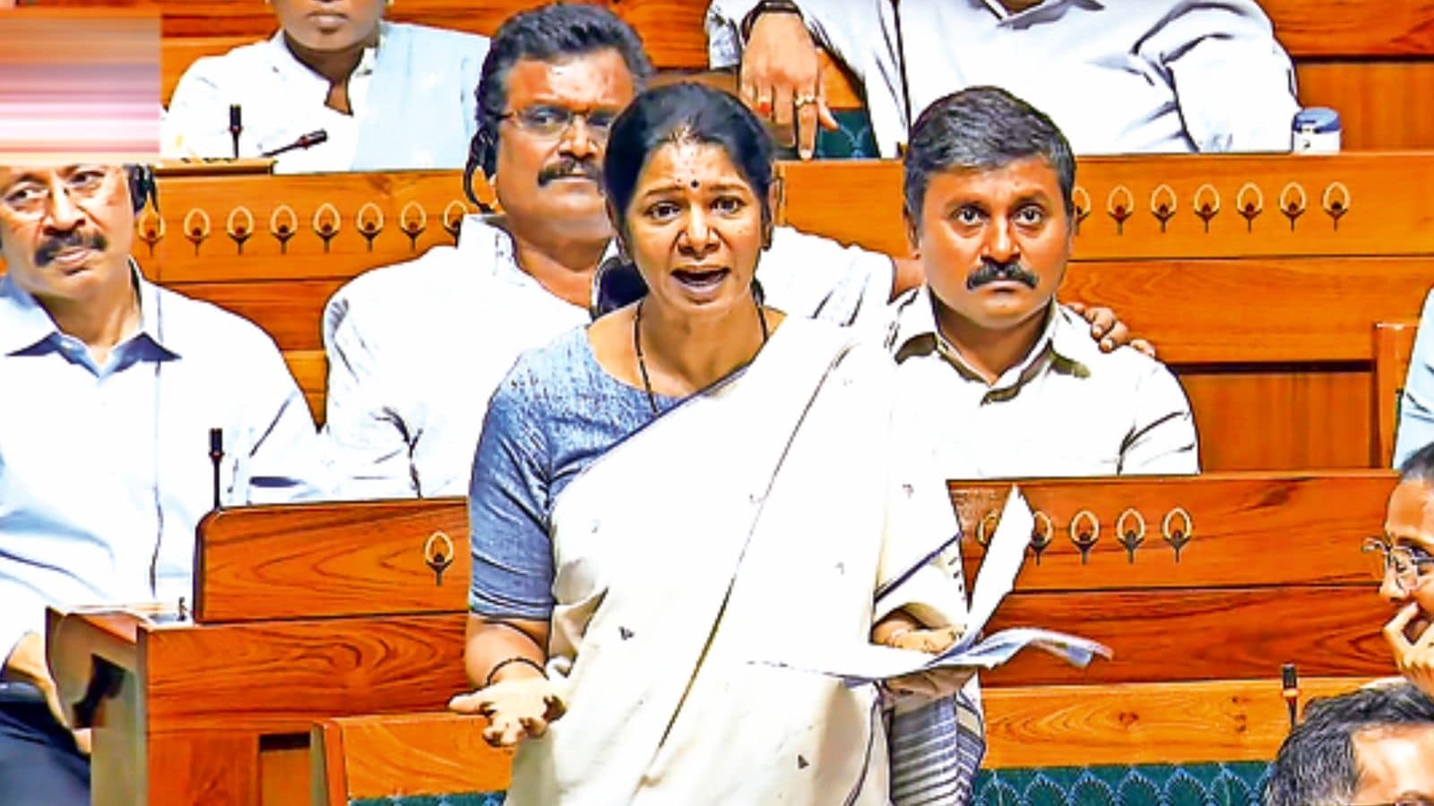 Opposition targets PM Modi: Vishwaguru failed his country, fix accountability