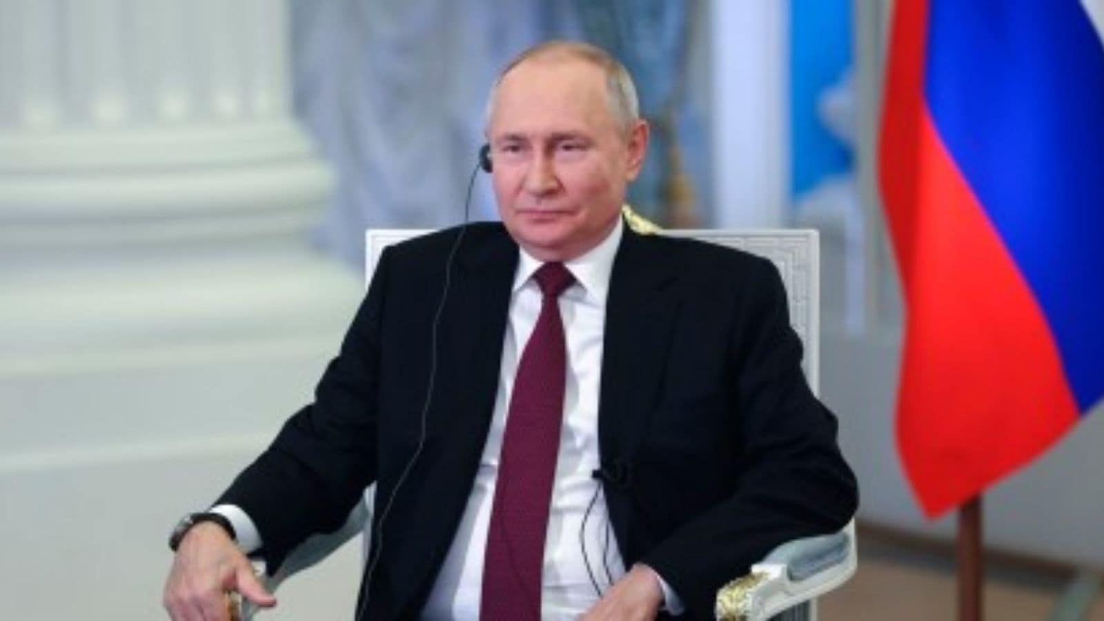 Putin meets top Iranian adviser Larijani, discusses Middle East tensions, nuclear issues