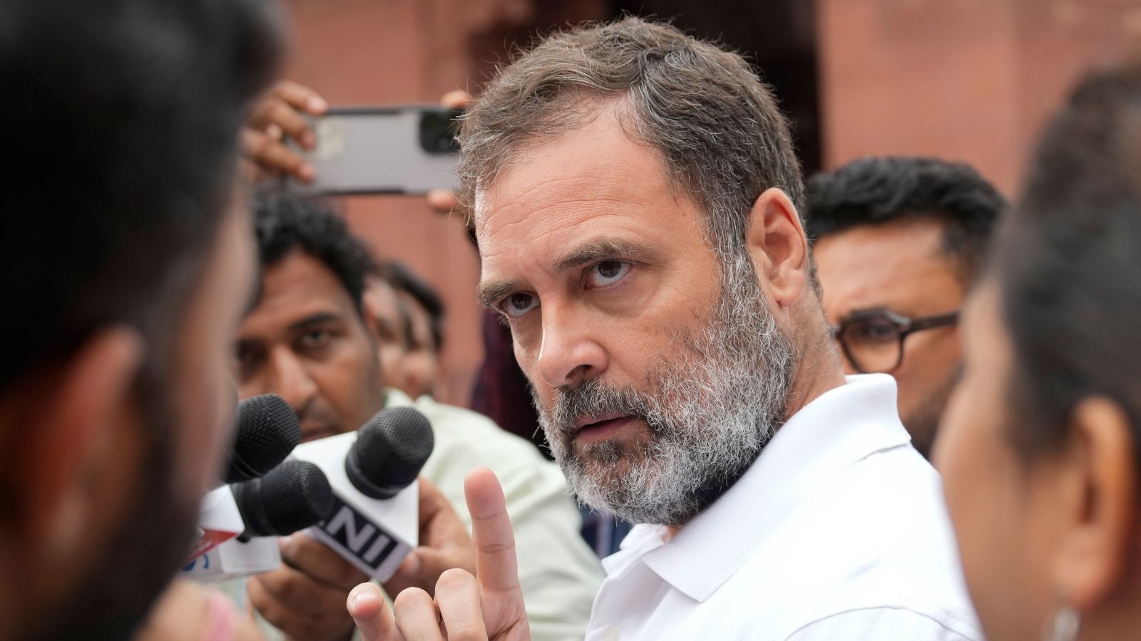 Polls being ‘stolen', will show ‘vote theft' with Karnataka LS seat example: Rahul