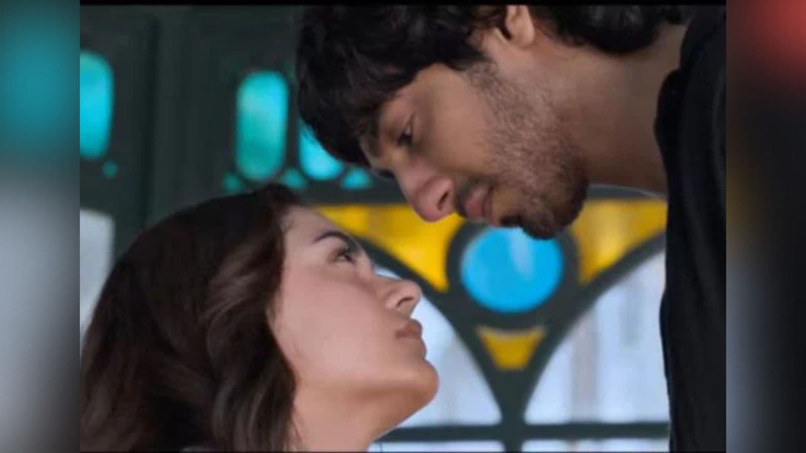 Saiyaara is flawed. But it's old-fashioned romance is what we need
