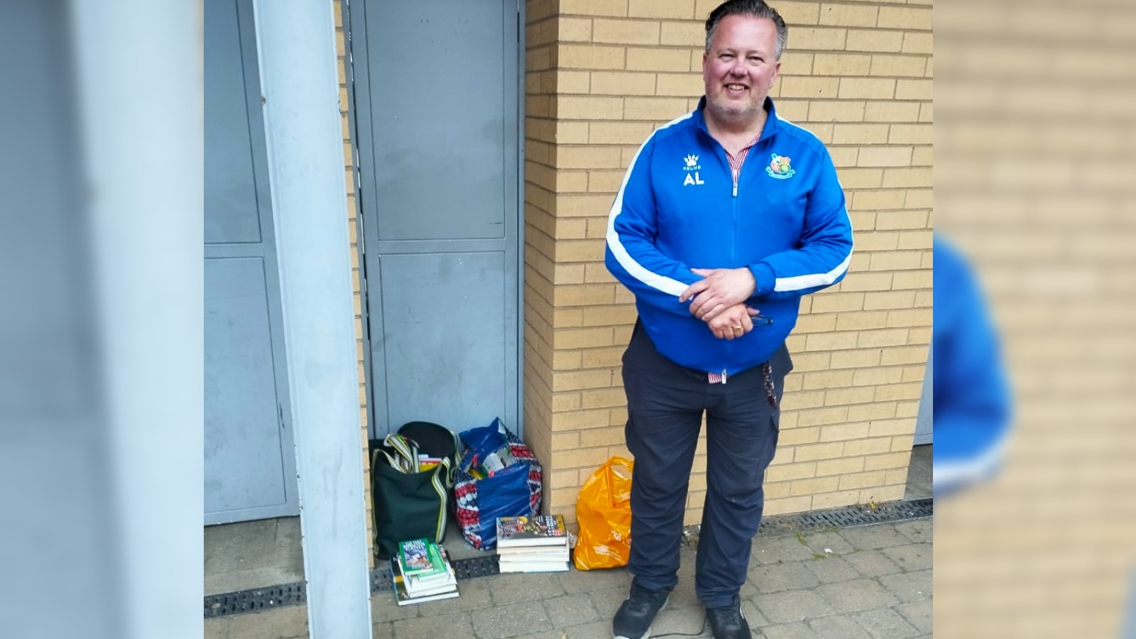 England vs India: Meet Alex – autograph-hunter in age of selfie-seekers who has 3 garages at home stocked with his treasures