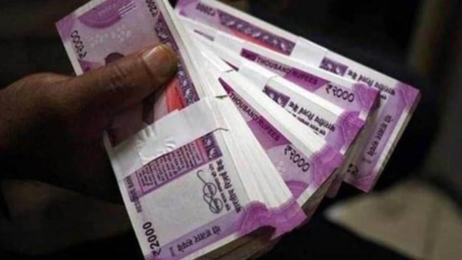 Pune: Two cops held for accepting bribe from lawyer facing dowry harassment case