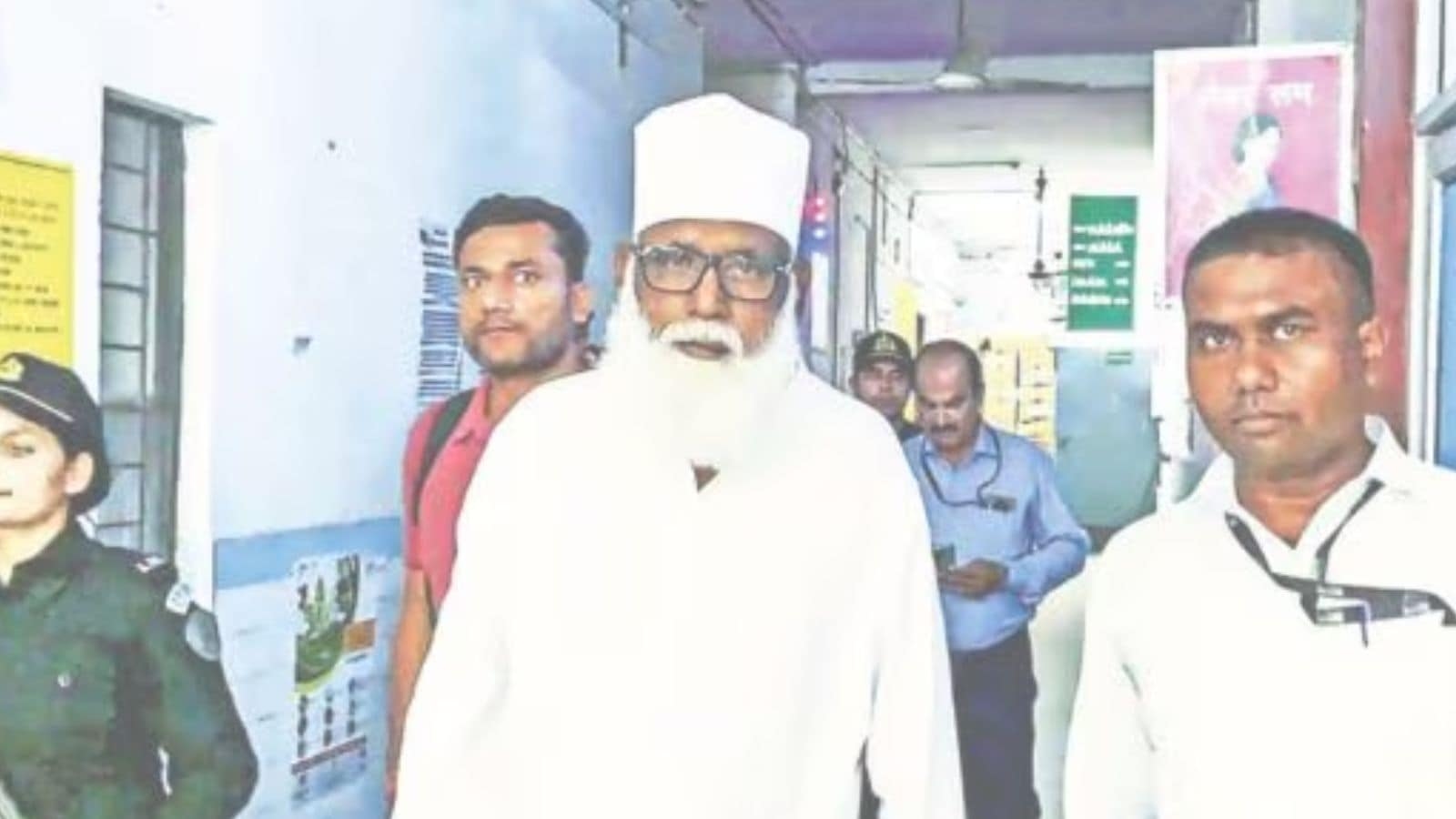 6th aide of Chhangur Baba held, was a clerk at Balrampur court