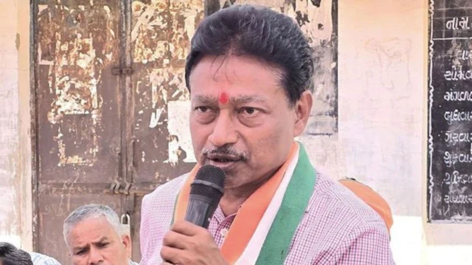 Gujarat Congress leader files complaint against news channel editor, anchor for defamation