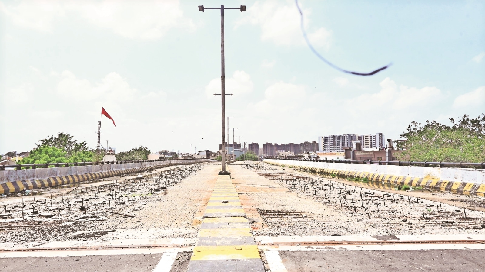 Hatkeshwar Bridge in the heart of Ahmedabad city ‘unfit' for last three years