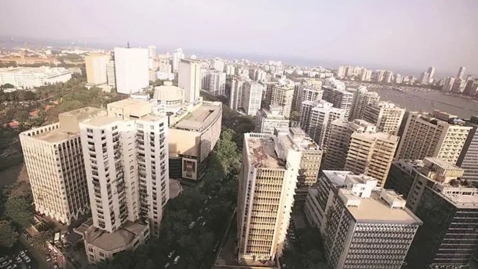 HC slams BMC for ‘no drastic action' against high-rise despite no fire nod for 15 years, OC for 18 floors