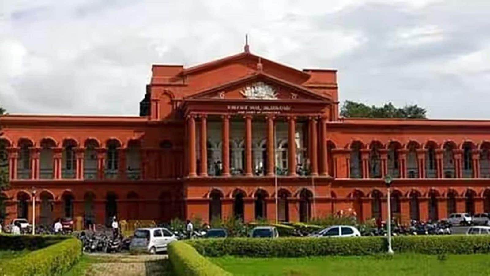 Karnataka High Court orders BBMP to pay Rs 10-crore dues for pandemic medical services