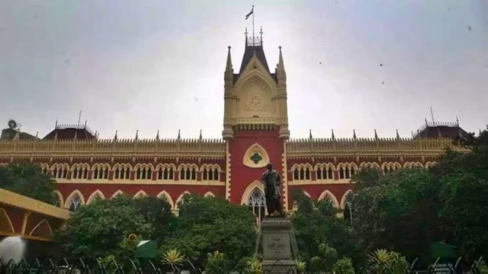 Birbhum SP moves Calcutta HC against NCW summons in Anubrata Mondal case