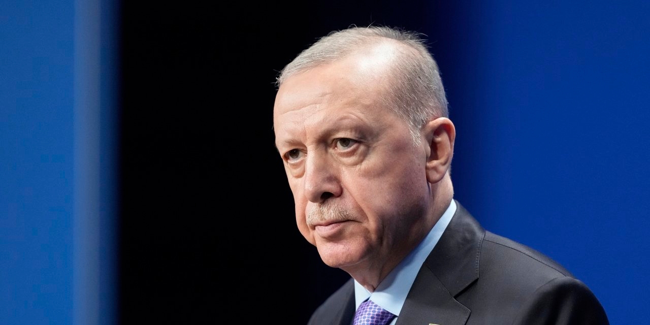 Turkish Police Detain Three More Mayors From Party Opposed to Erdogan