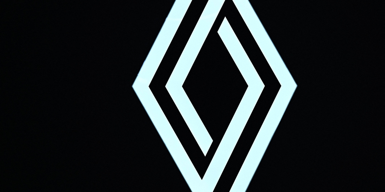Renault Group Vehicle Sales Rise on Passenger-Car Strength