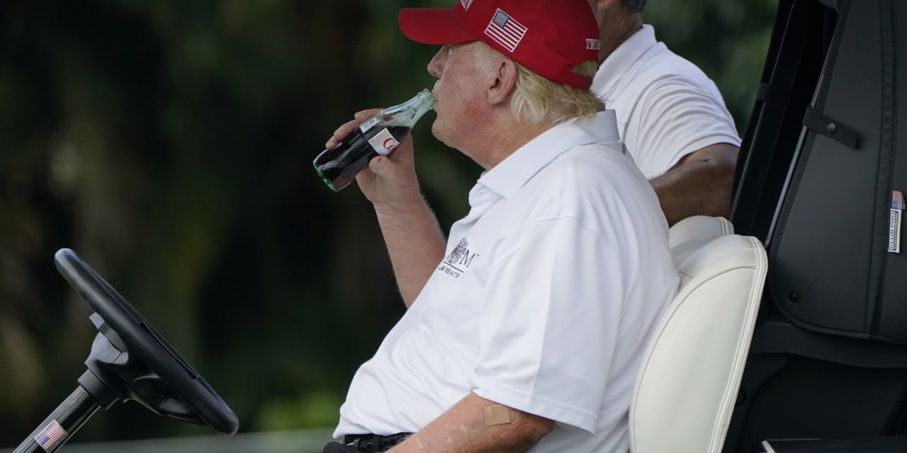 Trump Says Coca-Cola to Use Cane Sugar in Coke