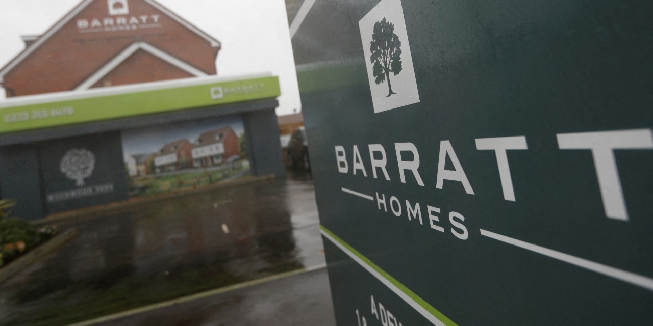 Barratt Redrow Shares Tumble After Sales Miss Guidance