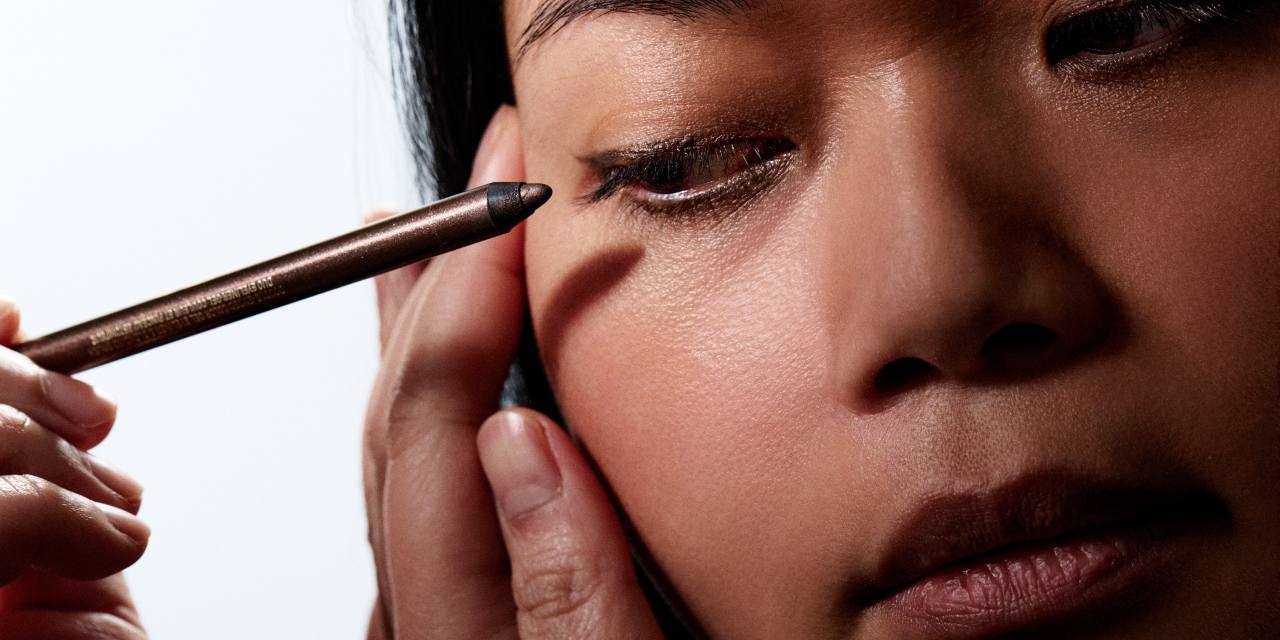 Does Luxury ‘All-Day' Eyeliner Beat a Drugstore Version? Our Eight-Hour Test.