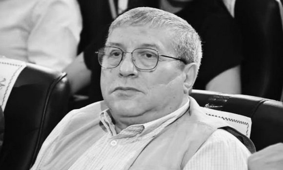 وزير الاتصال يعزي في وفاة الاعلامي علي ذراع