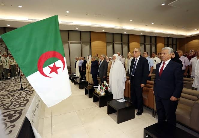 جامع الجزائر : ندوة علميّة تاريخيّة حول دروس عاشوراء وذكرى الاستقلال