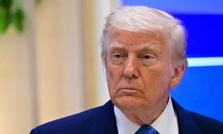 ترامب يهدد دول "بريكس" برسوم جمركية جديدة وسط قمة المجموعة