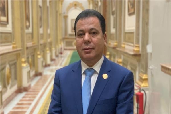 الشعب الجمهوري بالقليوبية يُكرم أسر الشهداء