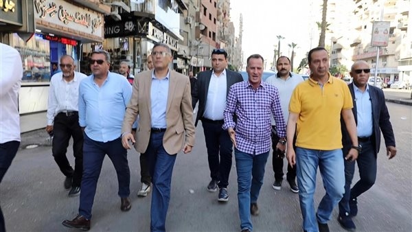 محافظ الجيزة يتفقد جهود حملات النظافة ورفع الإشغالات بشارع فيصل وكعابيش