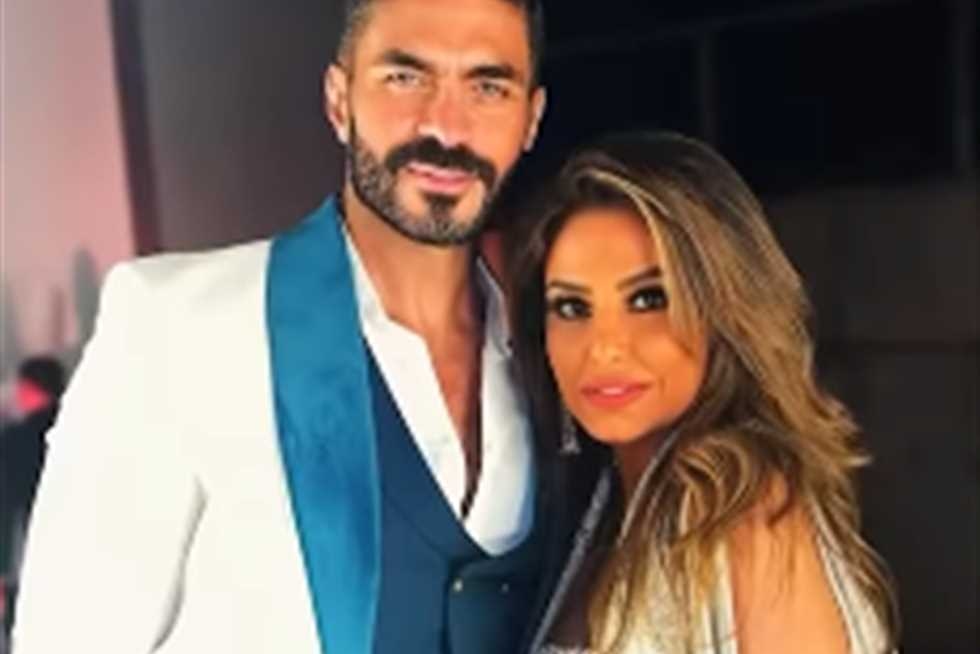 خالد سليم وزوجته مع إسعاد يونس: قصة حب عمرها 15 سنة في «صاحبة السعادة» (فيديو)