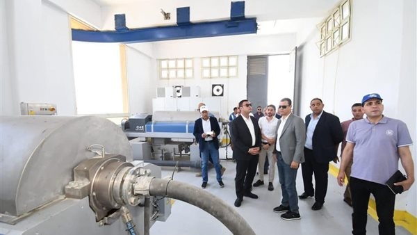 وزير الإسكان يتابع مشروعات مياه الشرب والصرف الصحي بالمبادرة الرئاسية "حياة كريمة"