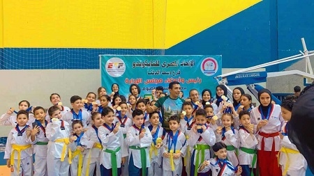 محافظ كفر الشيخ يهنئ أبطال التايكوندو لحصدهم 124 ميدالية في بطولة الدلتا للبومزا