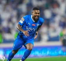 لاعب الهلال يقترب من الرحيل بعد المونديال