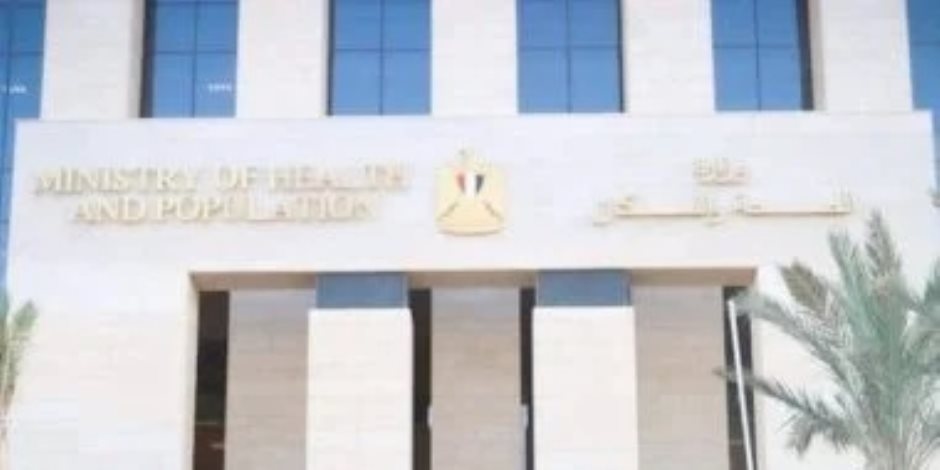 ما هي الأنماط الغذائية الصحية لمصابين بالأمراض الجلدية؟.. "الصحة" تجيب