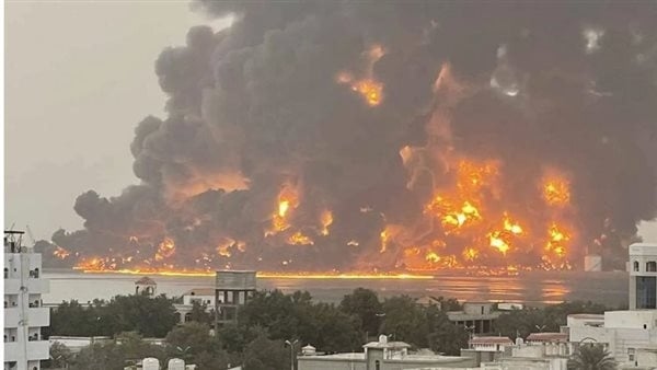 إسرائيل تشن عدة غارات جوية على مدينة الحديدة غربي اليمن