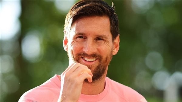 برشلونة يخطط لتكريم ميسي في افتتاح ملعب كامب نو