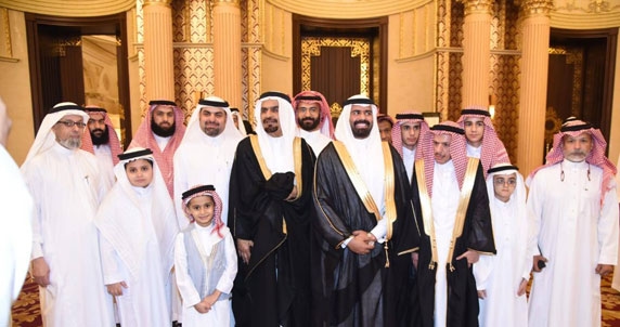 آل باخذلق وآل باعبدالله يحتفلون بزواج عبدالعزيز