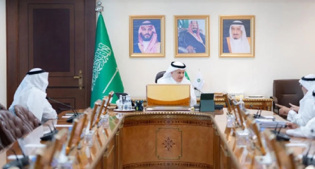 بحث مع الأمين العام للمبادرة أبرز المنجزات.. وزير البيئة: تعزيز الجهود لتحقيق مستهدفات "الشرق الأوسط الأخضر"