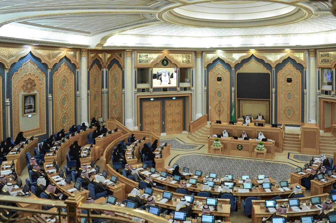 الشورى يقر تعزيز صحة الطلاب النفسية وضبط الممارسات الاحتكارية