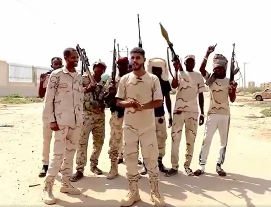 الدعم السريع يغلق محلات الإنترنت في عديلة بشرق دارفور