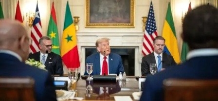 ترامب يضغط على الرؤساء الأفارقة لقبول المهاجرين غير النظاميين المرحّلين من الولايات المتحدة