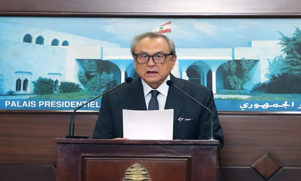 حبيب من بكركي: نأمل بالحصول على قروض إضافية