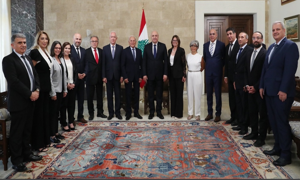 عون: عندما يصير ولاؤنا للوطن تسوَّى مشاكلنا