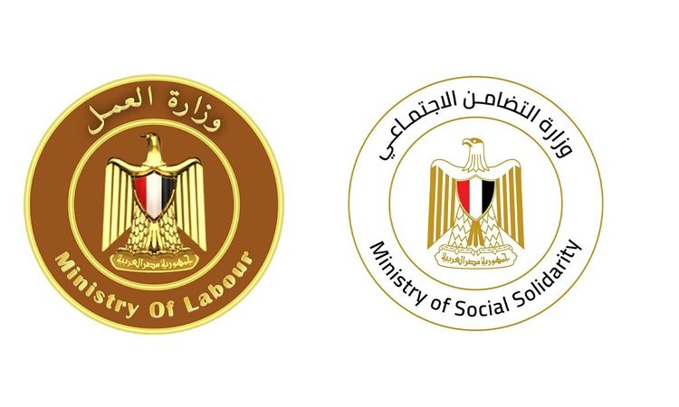 وزيرا التضامن والعمل يقرران صرف 300 ألف جنيه لأسرة كل متوفي بحادث الطريق الإقليمي