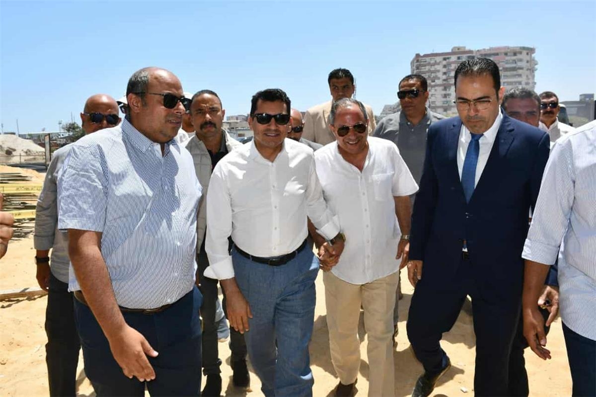 وزير الرياضة ومحافظ بورسعيد يتفقدان استاد المصري الجديد ويعلنان موعد افتتاحه