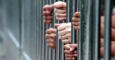 السجن 10 سنوات لـ7 متهمين بدفن شاب حيا داخل ماسورة مياه فى المحلة