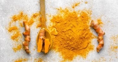 أمريكية تنقل إلى المستشفى بعد تناول الكركم بإفراط.. 5 نصائح يجب معرفتها