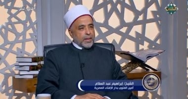 ماذا نقول عند قول المؤذن "الصلاة خير من النوم؟.. أمين الفتوى يجيب "فيديو"